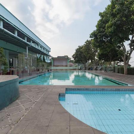 Hotel Ayong Linggarjati Kuningan Mitra Reddoorz Exterior photo
